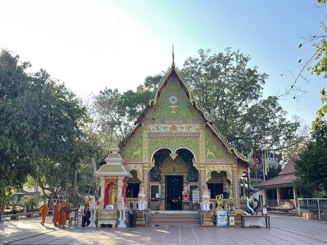 วัดภูเก็ตแต่อยู่น่าน-วิวอลังการต้องไม่พลาด