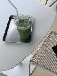 ROSIEHOLM : คาเฟ่ชาเขียว เมืองอุบลฯ