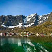 Majestic Lofoten: Hamnøy’s Charm and Reinebringen’s Splendor