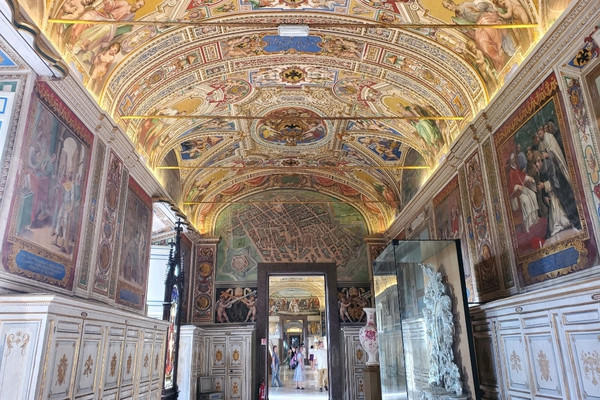 🇻🇦バチカン] バチカン美術館で出会う圧巻のフレスコ画の世界