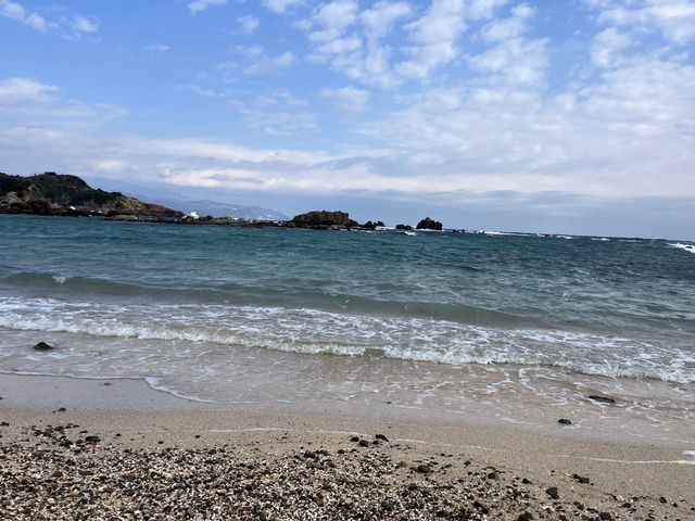 まるで南国リゾート！伊豆半島・下田の海で青に包まれる最高のひとときを♪
