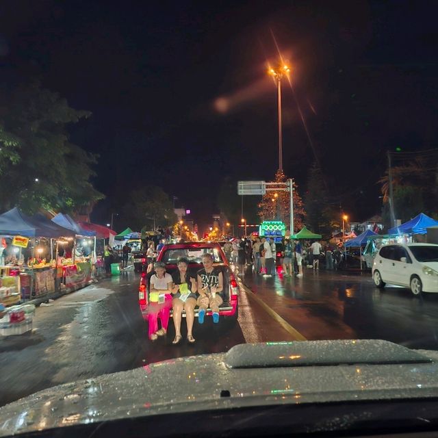 ลี โฮเทล ที่พักราคาดีในเมืองสุราษฎร์