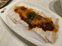 【屯門美食】時代廣場《堅信號》探店：香濃擔擔麵x創意番茄套餐🍜🍅