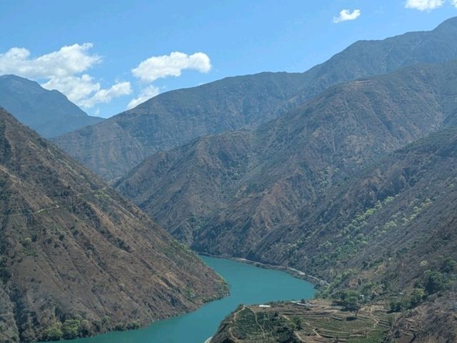 Even the bus ride from Lijiang to Lugu lake is eye-candy
