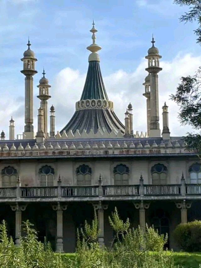 A Seaside Escape to Remember: My Brighton Trip