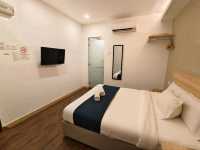 "1 Orange Hotel Sepang:The Budget Pit Stop Near KLIA"