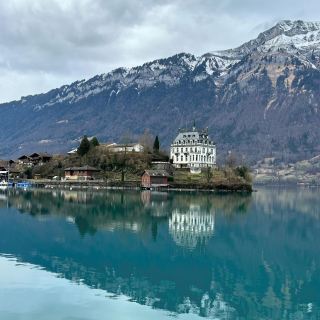 Turquoise Dreams at Lake Brienz: Where Mountains Kiss the Water