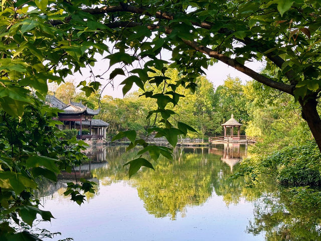 Relaxing one day side trip to ancient villages around Huangshan. 