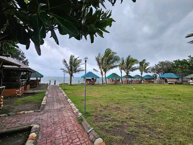 莎莎海灘度假村