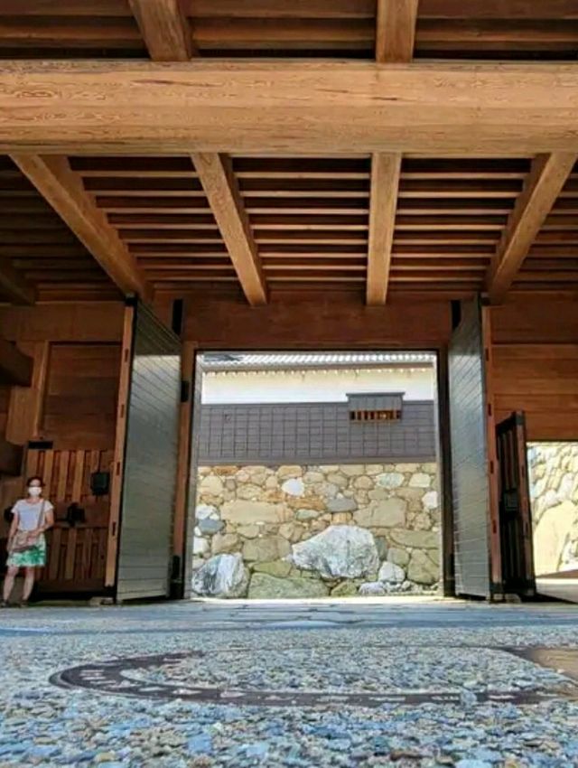 Imabari-jō Castle – The Coastal Fortress of Shikoku