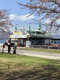 A Peaceful Walk Around Lake Tōya – Shrines, Cruises & Lakefront Feasts