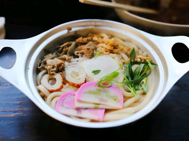 [🇯🇵松山]  道後温泉近くの隠れた名店「鍋焼きうどん まんま」