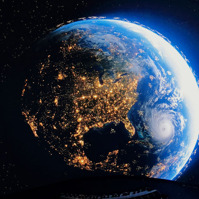 직접 봐야지만 느낄 수 있는 웅장함과 선명함, 스피어: Post Card from Earth!