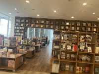 📚 BookXcess @ Gurney Paragon – Malaysia’s Most Scenic Bookstore