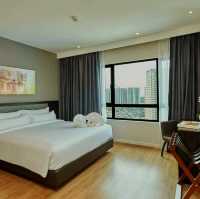 An Urban Retreat Wrapped in Sophistication