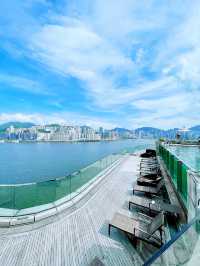 九龍海逸君綽酒店-海景泳池、客房和典雅大堂，令人印象深刻。