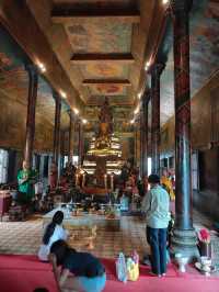 Wat Phnom: A Cultural Landmark on Phnom Penh’s Hilltop