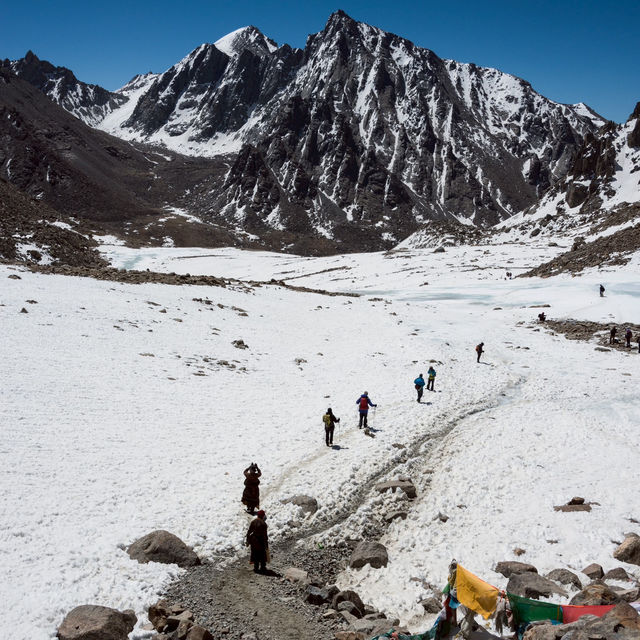 Mount Kailash Spiritual Treckking