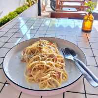 Backpacker Essential to Pontianak