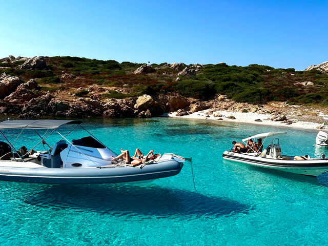 Exploring Sardinia by Private Boat: The Ultimate Mediterranean Escape! 🇮🇹🐬