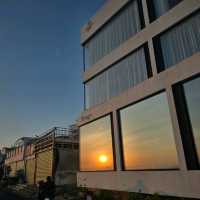 Go Slow, Spend a night in Xidao!