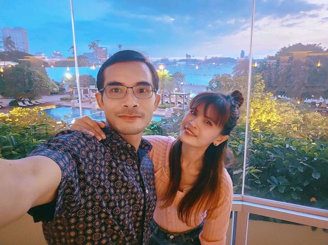 Dusit Thani Pattaya – พักหรู ติดทะเล วิวดีสุดปัง!