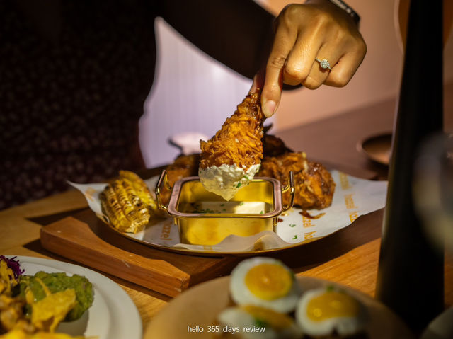  Hazel Brunch&Co.  อาหารฟิวชันสุดสร้างสรรค์