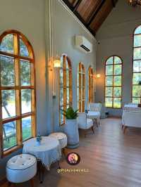 Mount Wind Tree Cafe