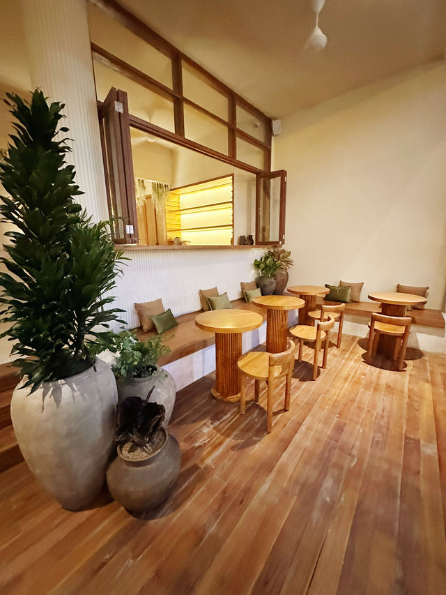 Sini Saja, Stay Awhile – Ubud’s Hidden Gem at Dusk