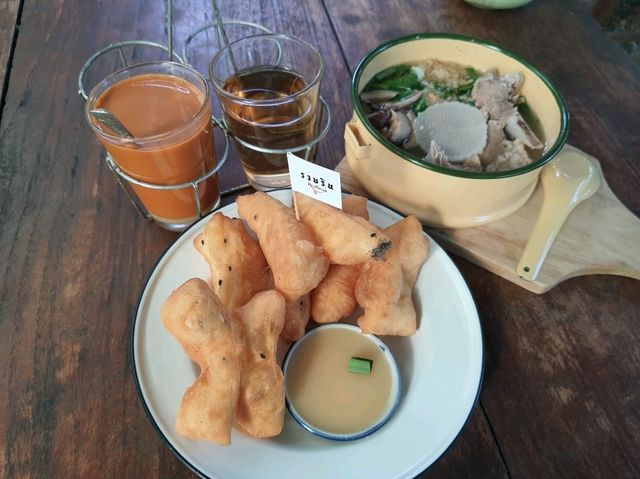 รวยริน ข้าวแฝ่โบราณ นนทบุรี