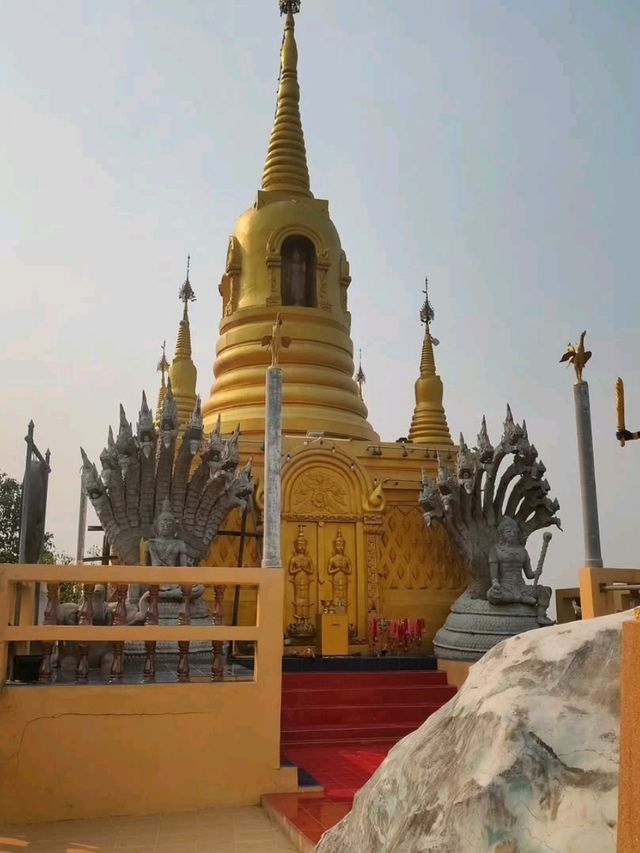 Dragon Caves & Temple Feels at Wat Ban Tam