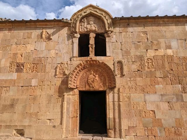 Cliffside Serenity, Noravank Is Straight Up Stunning