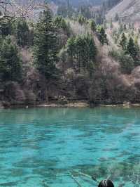 Wake Up In Jiuzhaigou: Where Luxury Meets The Valley’s Edge
