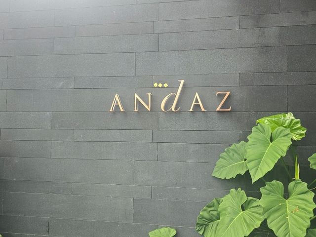ANdAZ พัทยา โรงแรมในสวน ริมทะเล