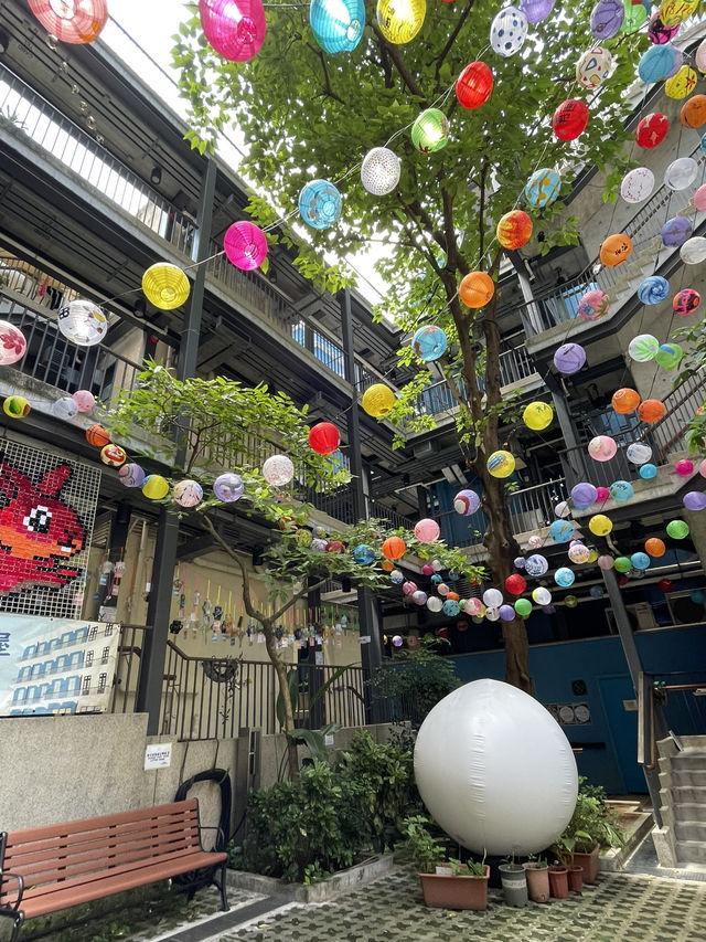 🇭🇰 Blue House in Wan Cai