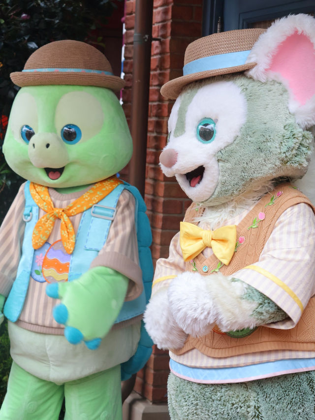 上海ディズニーも！グリーティングが至る所で！