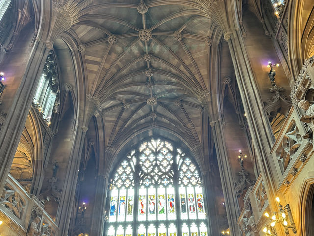 3-Day Northern England Fam Trip: Magic, Graffiti & Chocolate Cups!✨
