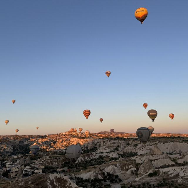 【トルコ🇹🇷】カッパドキアで最高の気球体験を🎈☀️