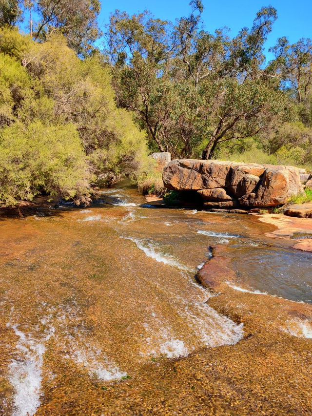 Roley Pool Reserve Trail – Western Australia
