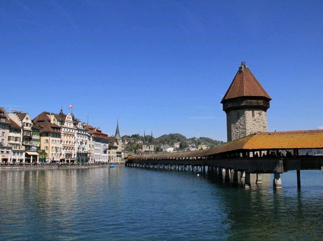 สะพานไม้ คาเพลล์บรึคเคอ