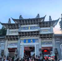 漫步麗江古城，感受納西族文化