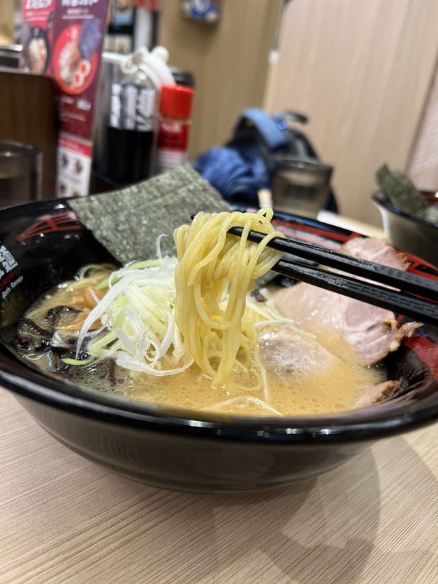 抵食拉麵店