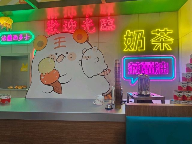 室內打卡新熱點推介，扮演冰室食客或職員初體驗