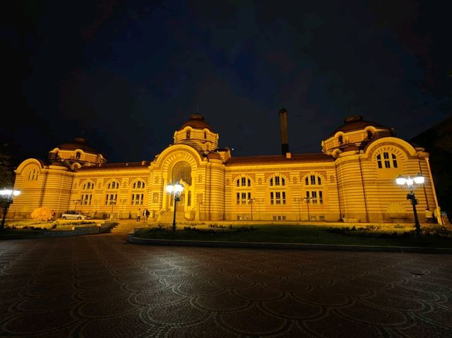 在華麗浴場中穿梭時光從浴場到博物館🏛#索菲亞區域歷史博物館（Regional History Museum of Sofia）-Sofia Bulgaria