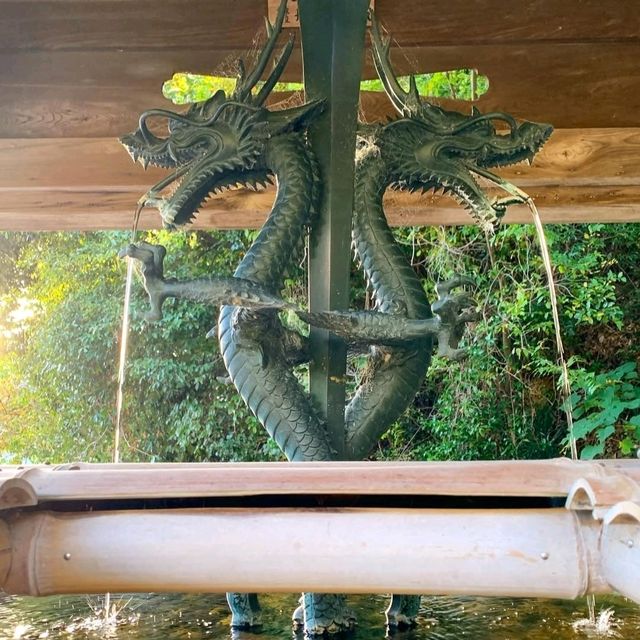 【龍神信仰の証】室生龍穴神社 拝殿と手水舎に刻まれた歴史