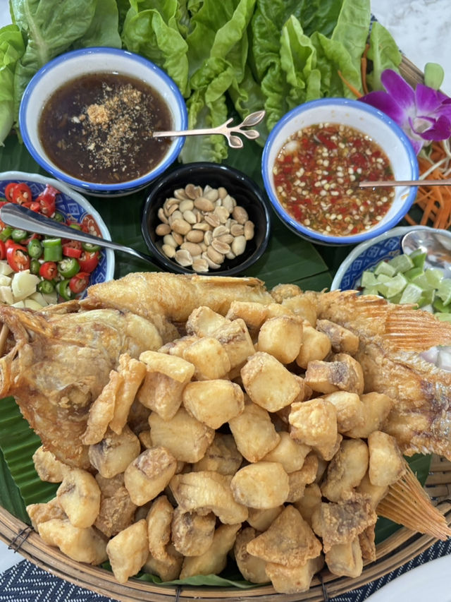 ร้านอาหารเหมือนฝัน ไทยคูซีน ลำพูน
