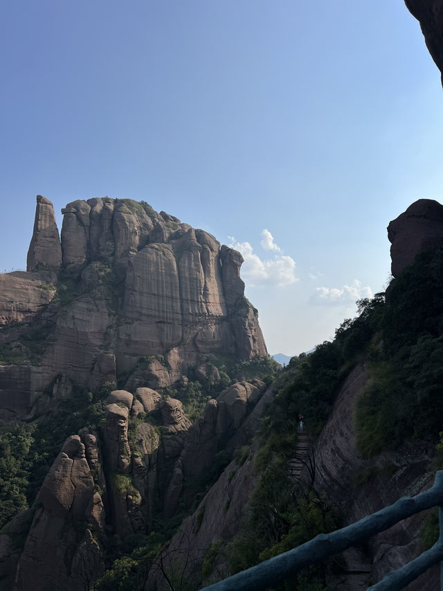 🇨🇳 Guifeng Scenic Spot — A Hidden Danxia Wonderland Near Shangrao, Jiangxi