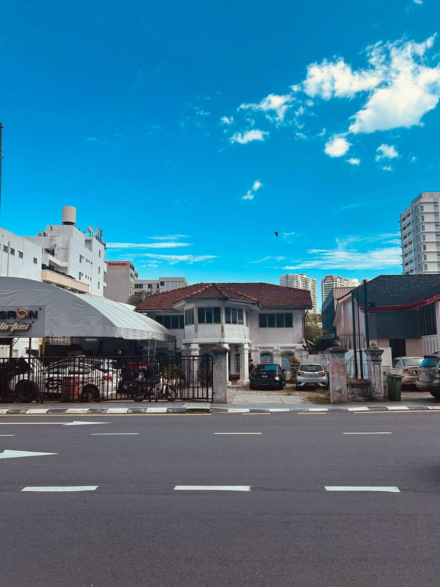 🌤️ Penang's Blue Heaven: When George Town's Streets Meet Perfect Skies!