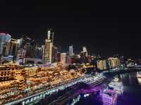 走進現實版的「千與千尋」──「洪崖洞」夜景探訪