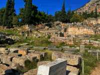 🏛️ Delphi – The Ancient Navel of the World